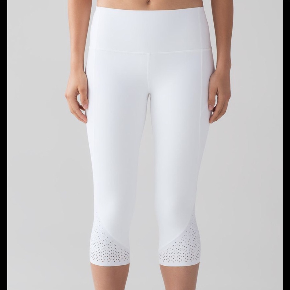 Lululemon Anew 21” Crops white 4
